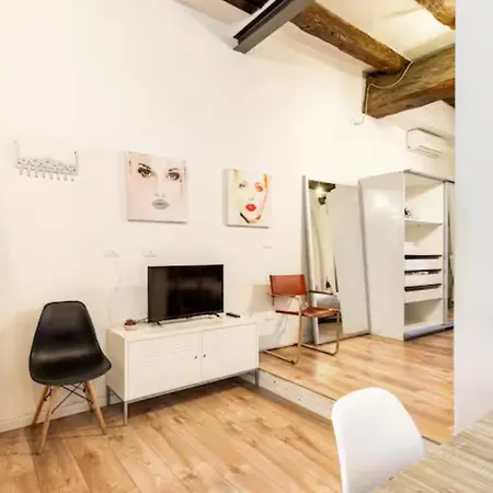 Downtown Loft * Bologna