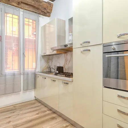 Downtown Loft Centro Διαμέρισμα *