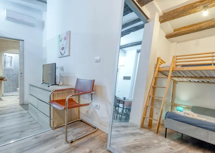 דירה Downtown Loft Centro *